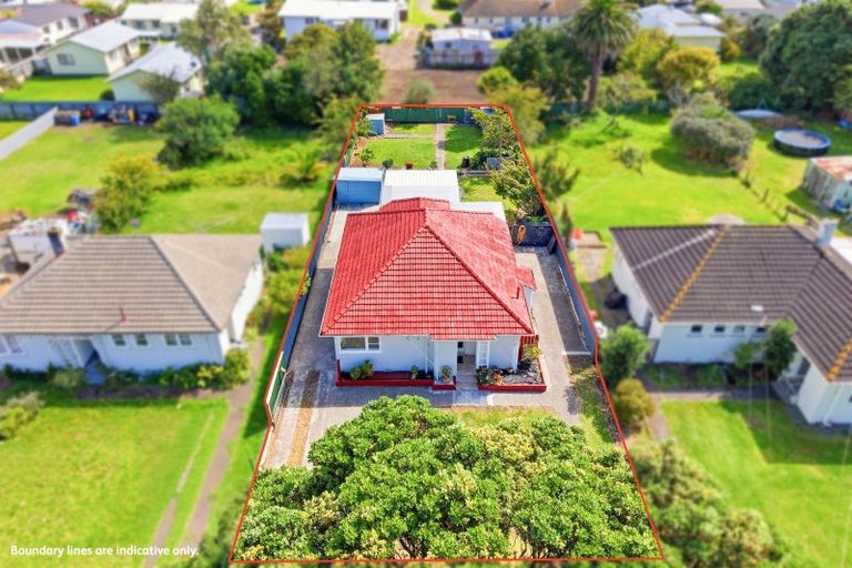 Photo of property in 42 Harper Street, Gonville, Whanganui, 4501