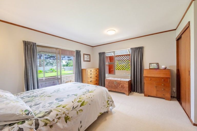 Photo of property in 25 Charlotte Street, Takapau, 4203