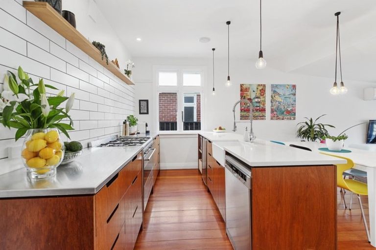 Photo of property in 60 Lonsdale Crescent, Rongotai, Wellington, 6022