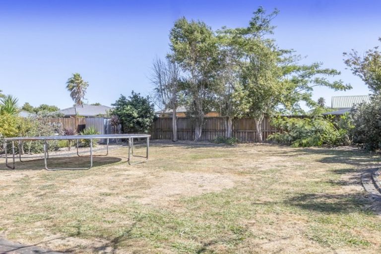 Photo of property in 15 Antrim Place, Nawton, Hamilton, 3200