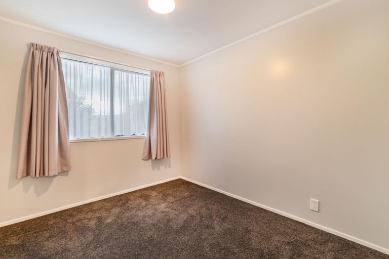 Photo of property in 2/12 Palmers Road, Clendon Park, Auckland, 2103