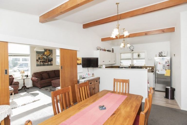 Photo of property in 1020 Aberdeen Road, Te Hapara, Gisborne, 4010