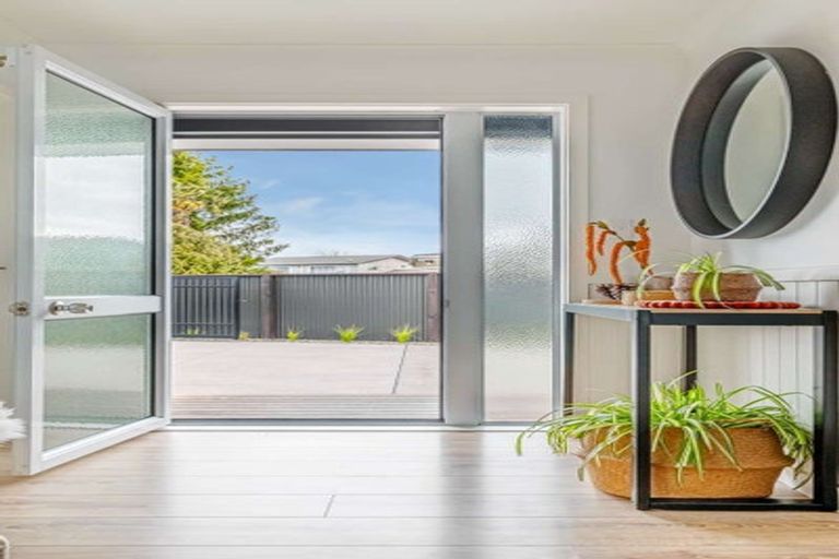 Photo of property in 22 Matipo Place, Edgecumbe, 3120