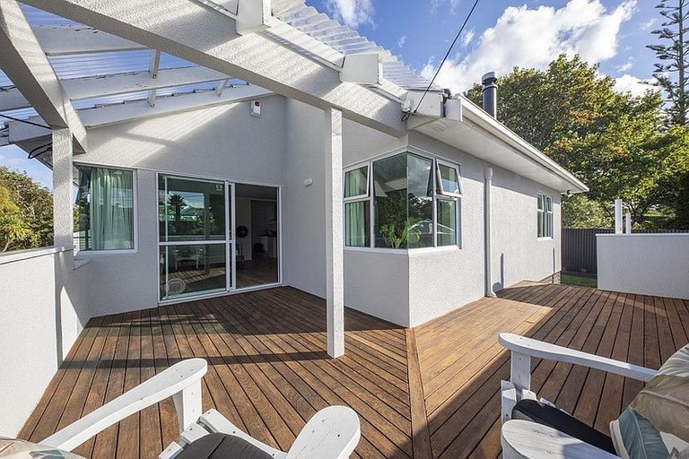 Photo of property in 4 Bethells Road, Waitakere, Auckland, 0816