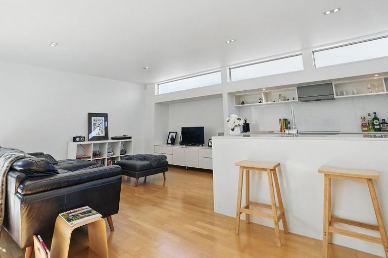 Photo of property in 4/184 Peterborough Street, Christchurch Central, Christchurch, 8013