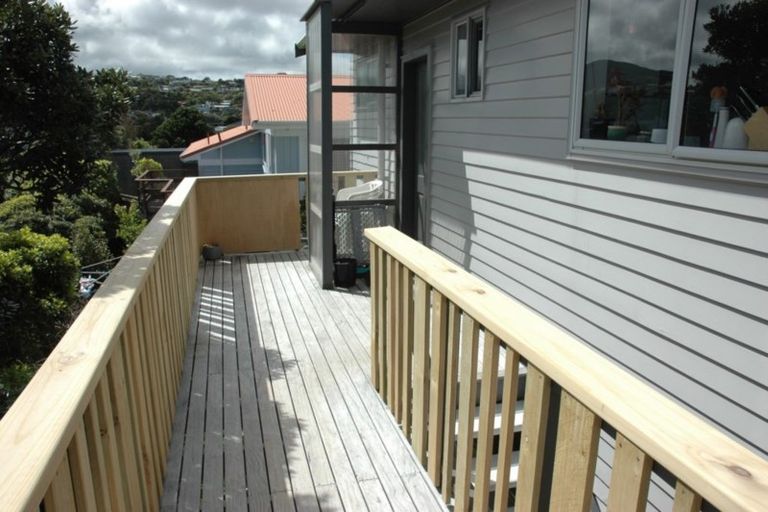 Photo of property in 2/23 Maple Grove, Maungaraki, Lower Hutt, 5010