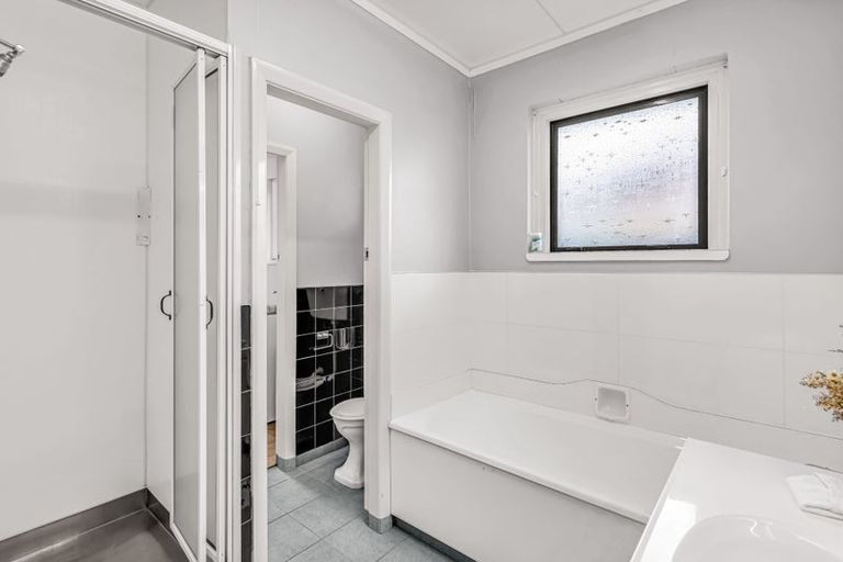 Photo of property in 37 Colwyn Street, Bryndwr, Christchurch, 8053