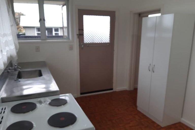 Photo of property in 162 Warren Crescent, Hillmorton, Christchurch, 8025