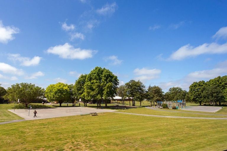 Photo of property in 92b Memorial Avenue, Ilam, Christchurch, 8053