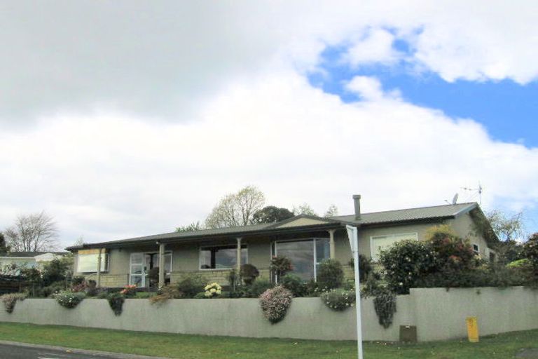Photo of property in 1 Wall Street, Waipahihi, Taupo, 3330
