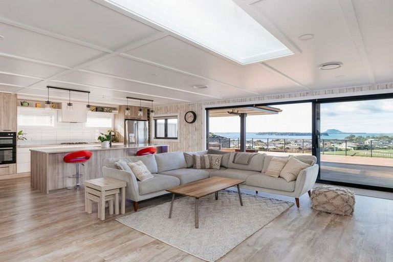 Photo of property in 4 Goldstone Place, Omokoroa, 3114