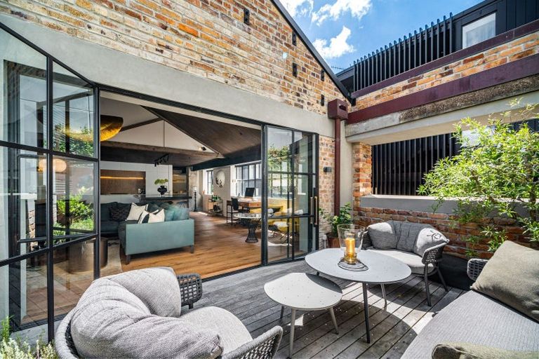 Photo of property in Ford Lofts, 4/15a Augustus Terrace, Parnell, Auckland, 1052