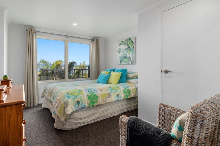 Photo of property in 86 Omokoroa Road, Omokoroa, 3114