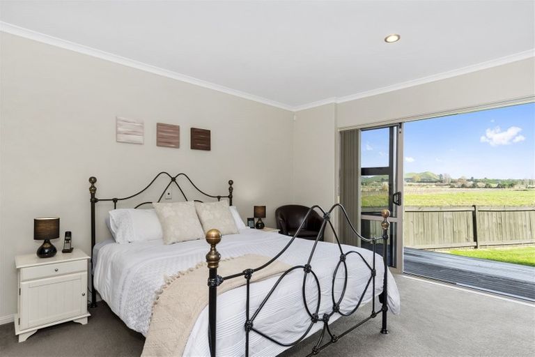 Photo of property in 31 Bucklands Crescent, Papamoa Beach, Papamoa, 3118