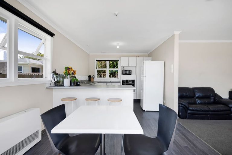 Photo of property in 22a Pukatea Street, Inglewood, 4330