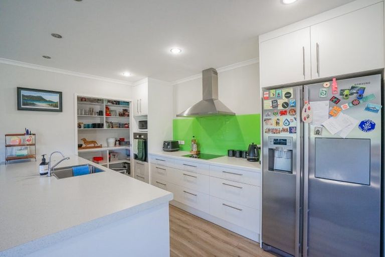 Photo of property in 3a Lochside Lane, Pokeno, 2402