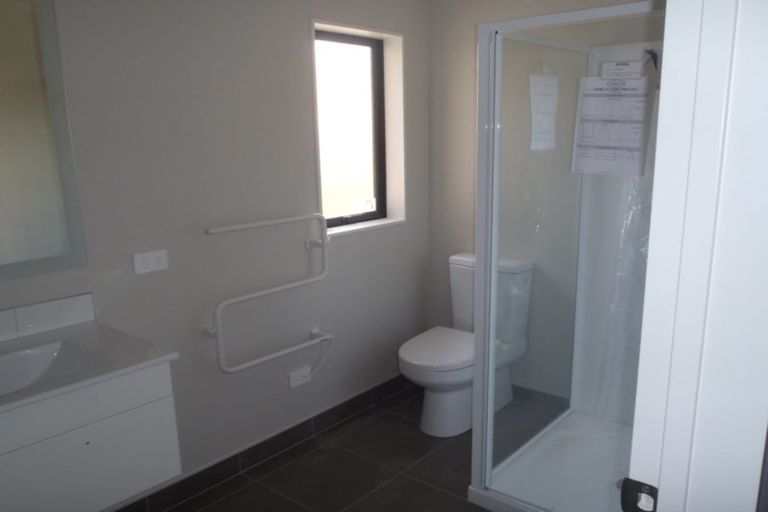 Photo of property in 39 Westgate Drive, Westgate, Auckland, 0614