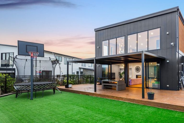 Photo of property in 85 Riverhead Point Drive, Riverhead, 0820