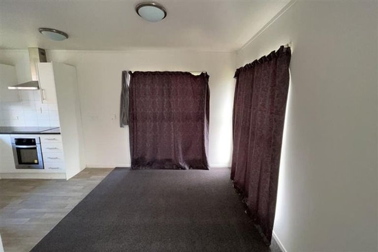 Photo of property in 1 Wood Avenue, Mangere East, Auckland, 2024