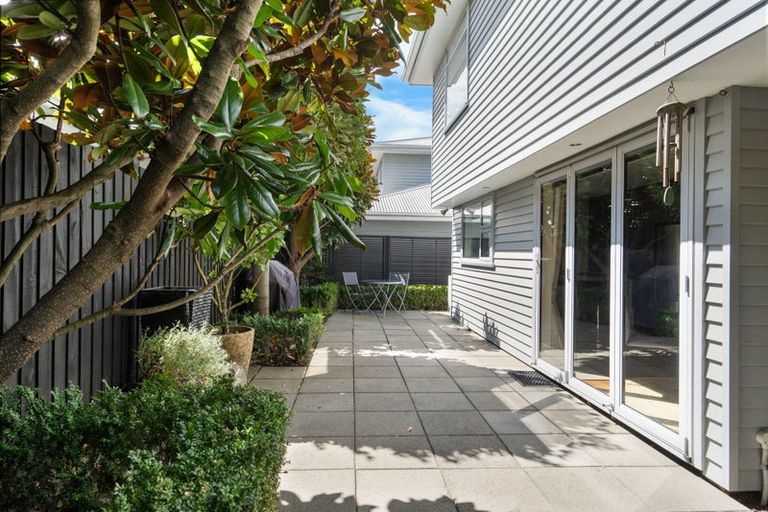 Photo of property in 55 Springfield Road, St Albans, Christchurch, 8014