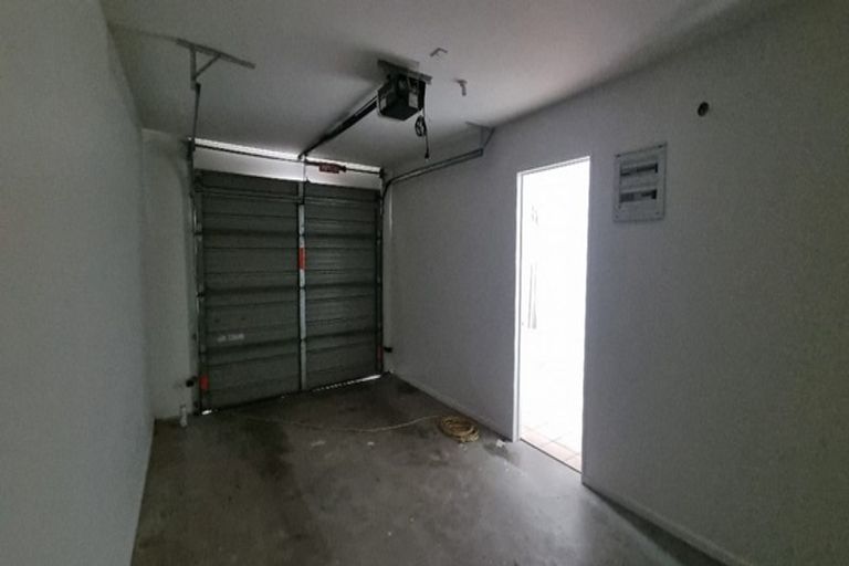 Photo of property in 28d Hallenstein Street, Queenstown, 9300