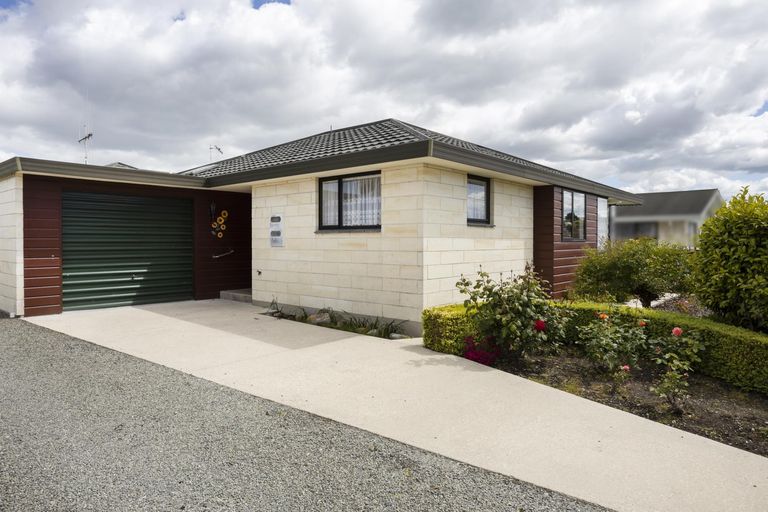 Photo of property in 52a Till Street, South Hill, Oamaru, 9400