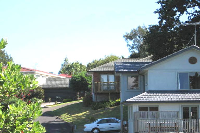 Photo of property in 5 Ryehill Close, New Lynn, Auckland, 0600
