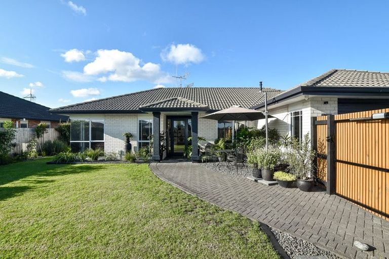 Photo of property in 215 Gloucester Road, Mount Maunganui, 3116