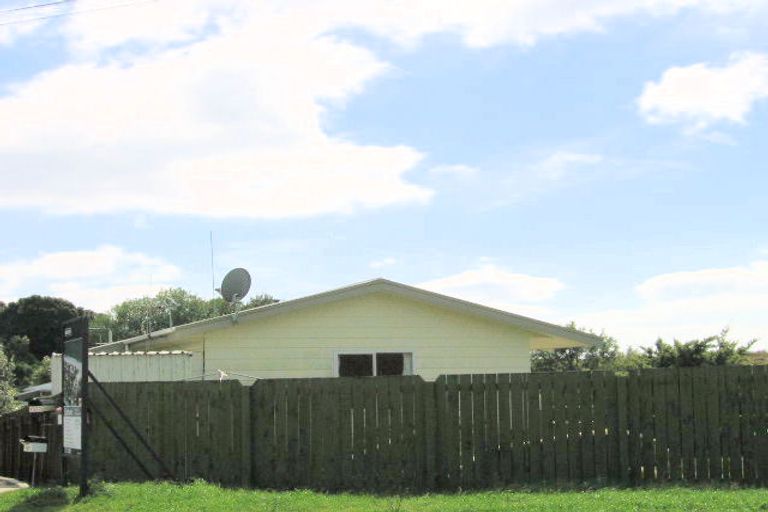 Photo of property in 1341 Papamoa Beach Road, Papamoa Beach, Papamoa, 3118