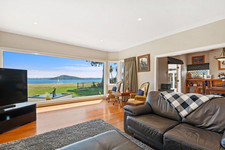 Photo of property in 25 Willow Avenue, Hannahs Bay, Rotorua, 3010