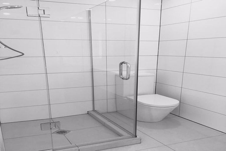 Photo of property in 1/65 Lancaster Road, Beach Haven, Auckland, 0626