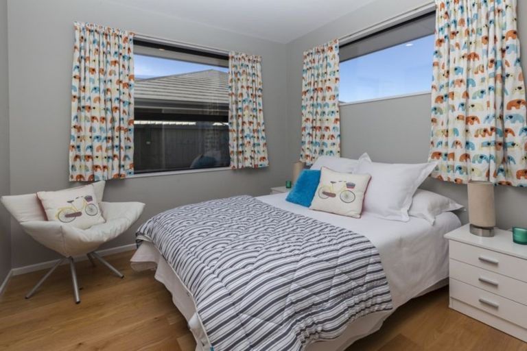 Photo of property in 5 Bargrove Close, Halswell, Christchurch, 8025