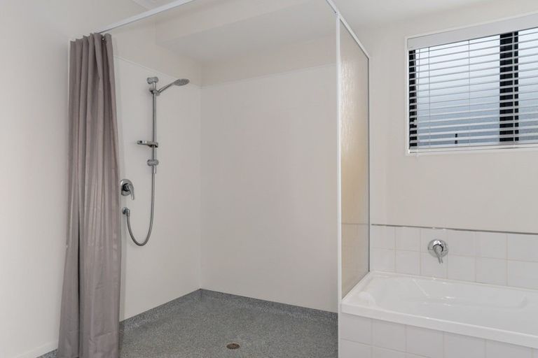 Photo of property in 2 Ranfurly Terrace, Pyes Pa, Tauranga, 3112