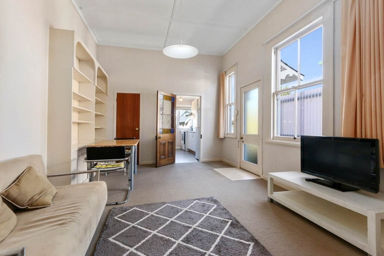 Photo of property in 62 Saint Andrews Road, Havelock North, 4130