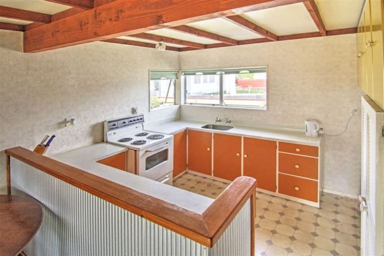 Photo of property in 17a Stout Street, Masterton, 5810