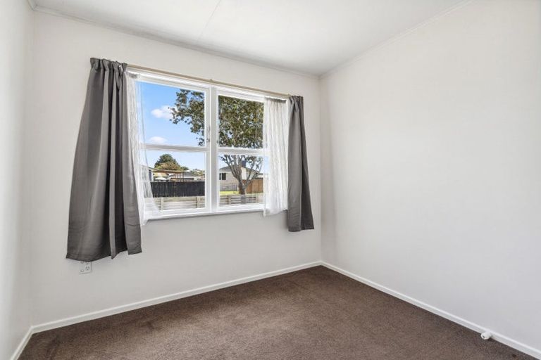 Photo of property in 20 Rhonda Avenue, Deanwell, Hamilton, 3206