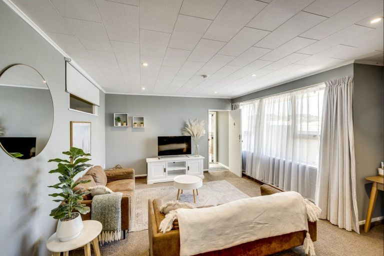 Photo of property in 4/8 Lee Road, Taradale, Napier, 4112