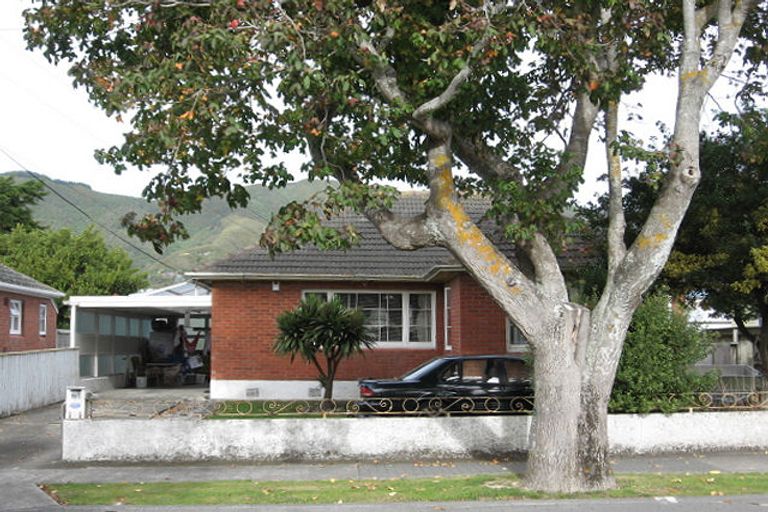 Photo of property in 20 Bush Street, Naenae, Lower Hutt, 5011