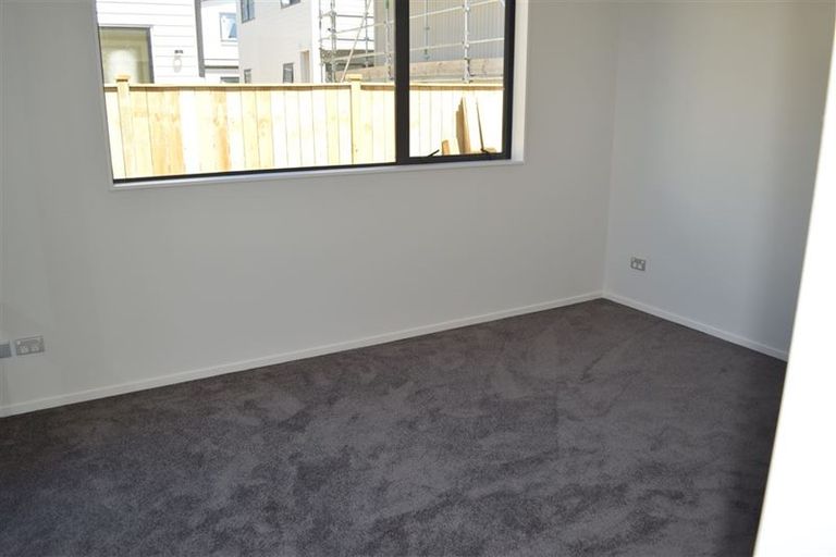 Photo of property in 9 Pihoihoi Place, Hobsonville, Auckland, 0616