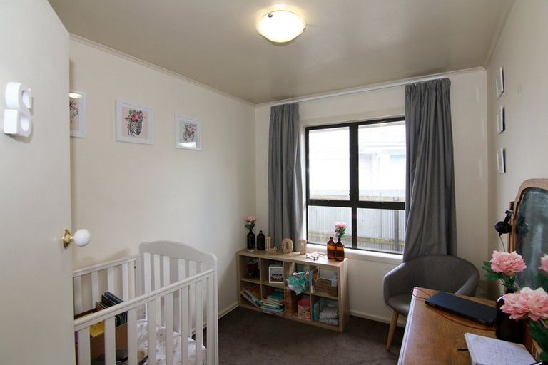 Photo of property in 9 Appleby Crescent, Burnside, Christchurch, 8053