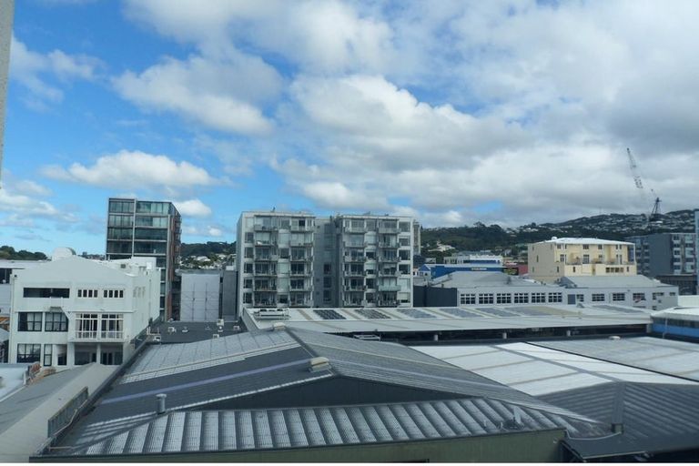 Photo of property in De Vere Apartments, 7/23 Tennyson Street, Te Aro, Wellington, 6011