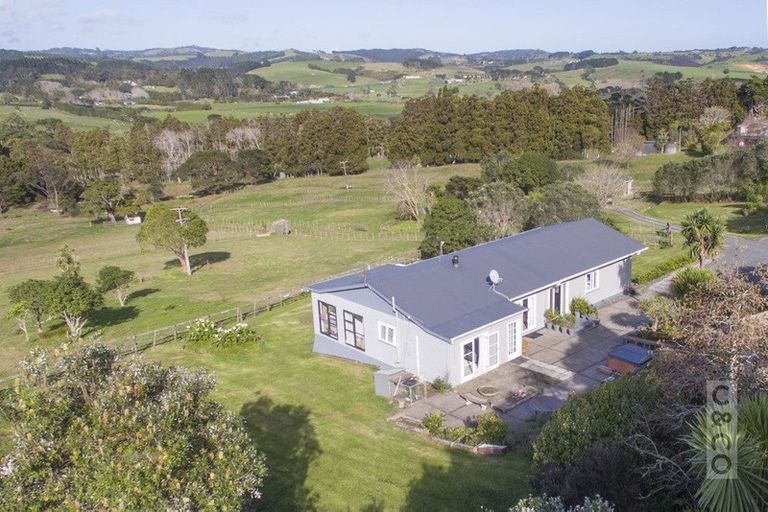 Photo of property in 315 School Road, Waimauku, 0881