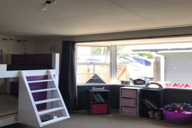 Photo of property in 40 Schnapper Rock Road, Schnapper Rock, Auckland, 0632