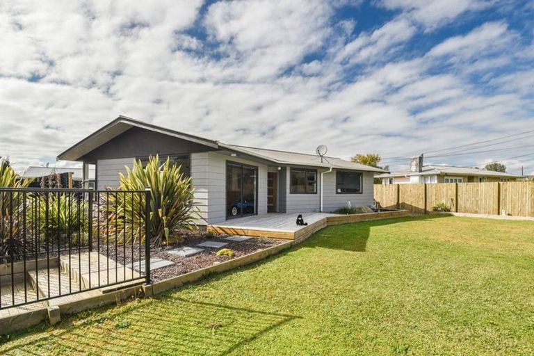 Photo of property in 19 Mallard Drive, Selwyn Heights, Rotorua, 3015