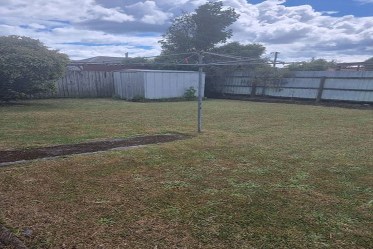 Photo of property in 2/266 Main North Road, Redwood, Christchurch, 8051