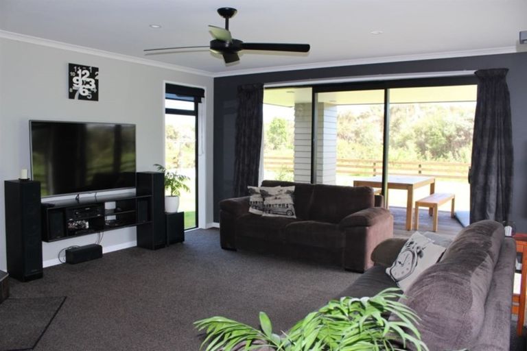 Photo of property in 29 Greenstone Road, Kumara, 7832