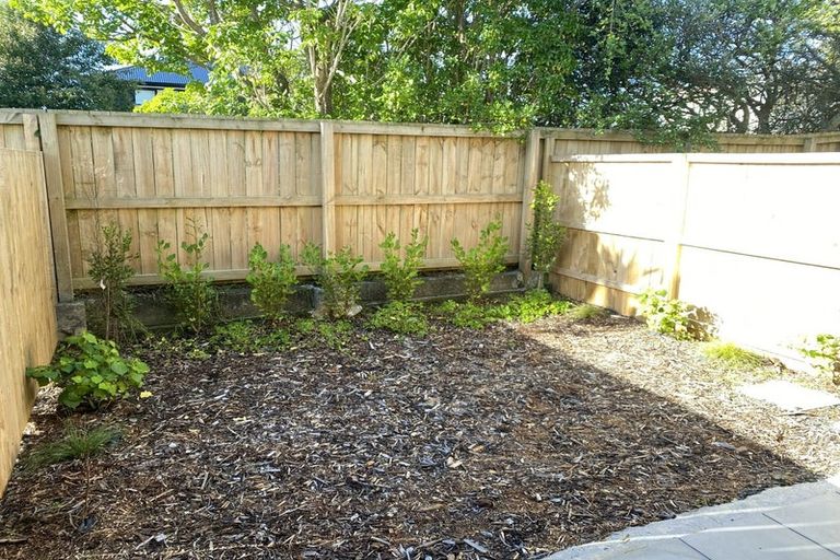 Photo of property in 39 Paetai Lane, Te Atatu Peninsula, Auckland, 0610