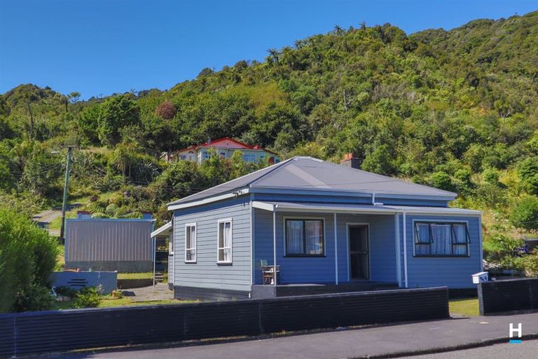 Photo of property in 149 Bright Street, Cobden, Greymouth, 7802