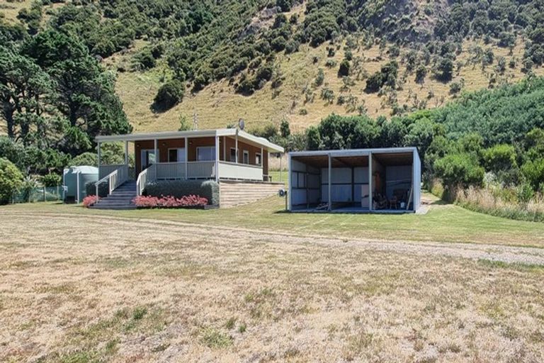 Photo of property in 402 Tora Farm Settlement Road, Tora, Martinborough, 5782