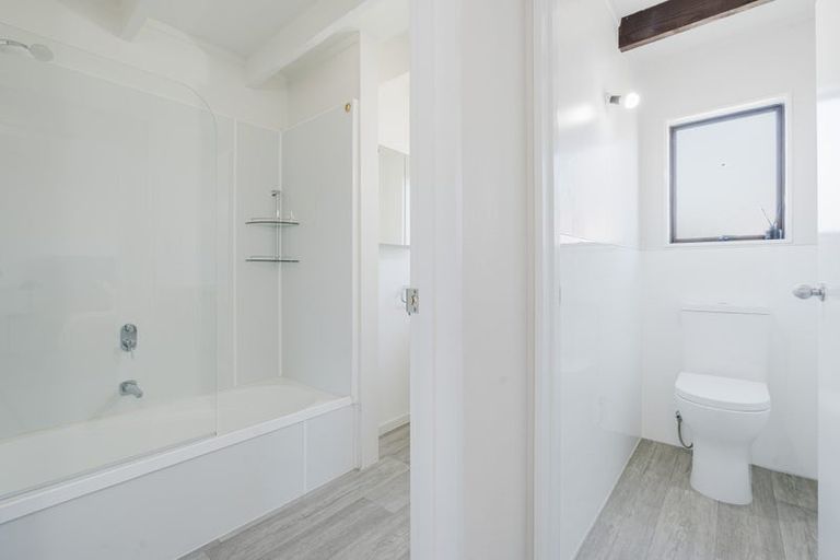 Photo of property in 8c Macdonald Road, Glenview, Hamilton, 3206